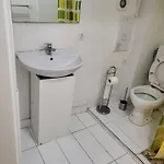 Enrike Room 2